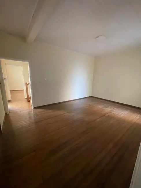 Foto 3 de Casa com 4 quartos para alugar, 180m2 em Centro, Itu - SP