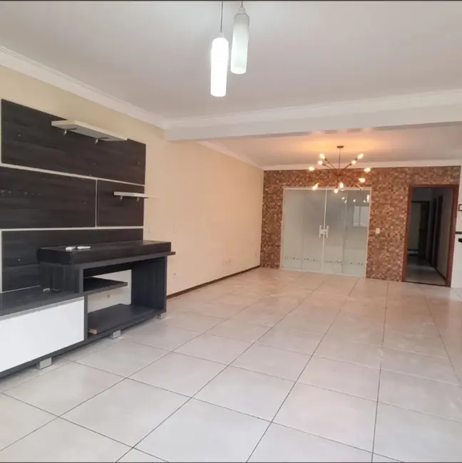 Foto 1 de Casa com 3 quartos à venda, 172m2 em Parque Residencial Potiguara, Itu - SP