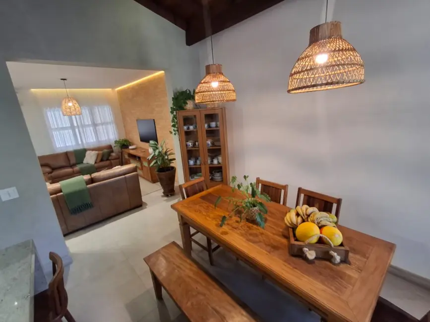 Casa com 3 quartos à venda, 136m2 em Vila Padre Bento, Itu - SP - imagem 4 Foto 4 de Casa com 3 quartos à venda, 136m2 em Vila Padre Bento, Itu - SP