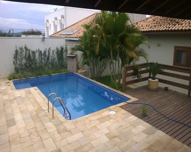 Foto 2 de Casa com 3 quartos à venda, 234m2 em Jardim Theodora, Itu - SP