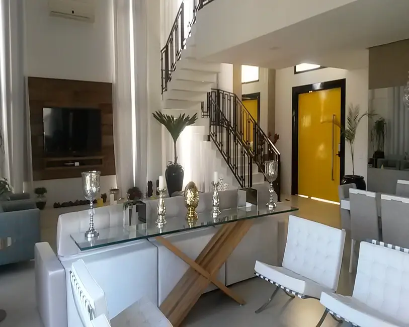 Foto 8 de Casa com 3 quartos à venda, 500m2 em Salto - SP