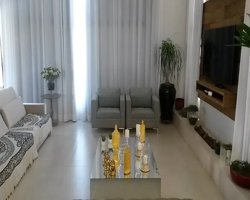 Foto 9 de Casa com 3 quartos à venda, 500m2 em Salto - SP