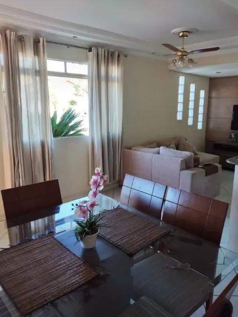 Casa de Condomínio com 3 quartos à venda, 200m2 em Bairro Campos de Santo Antônio, Itu - SP - imagem 6 Foto 6 de Casa de Condomínio com 3 quartos à venda, 200m2 em Bairro Campos de Santo Antônio, Itu - SP