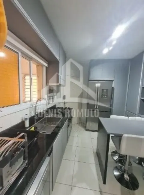 Apartamento com 3 quartos à venda, 106m2 em Perdizes, São Paulo - SP - imagem 9 Foto 9 de Apartamento com 3 quartos à venda, 106m2 em Perdizes, São Paulo - SP