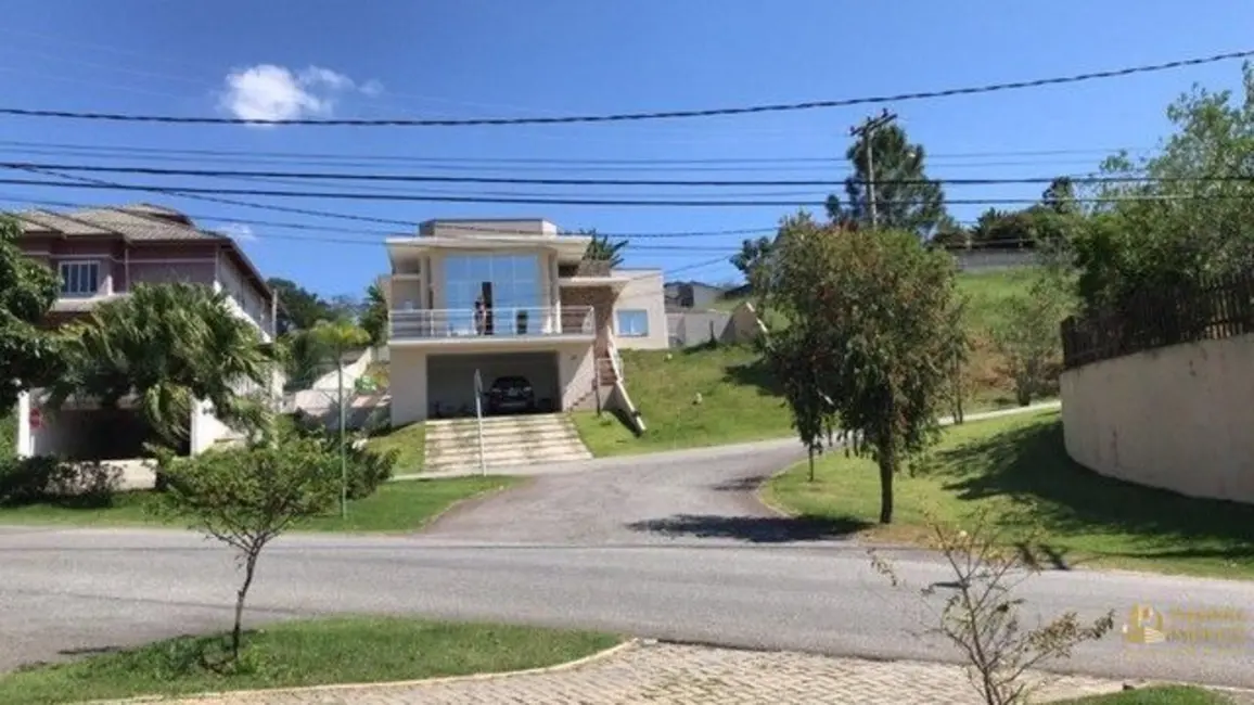 Foto 1 de Casa com 4 quartos à venda, 324m2 em Rio Comprido, Jacarei - SP