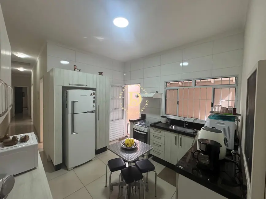 Foto 6 de Casa com 3 quartos à venda, 115m2 em Sao Jose Dos Campos - SP