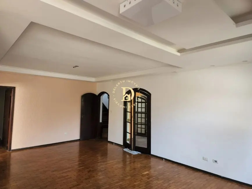 Foto 2 de Casa com 4 quartos à venda, 280m2 em Sao Jose Dos Campos - SP