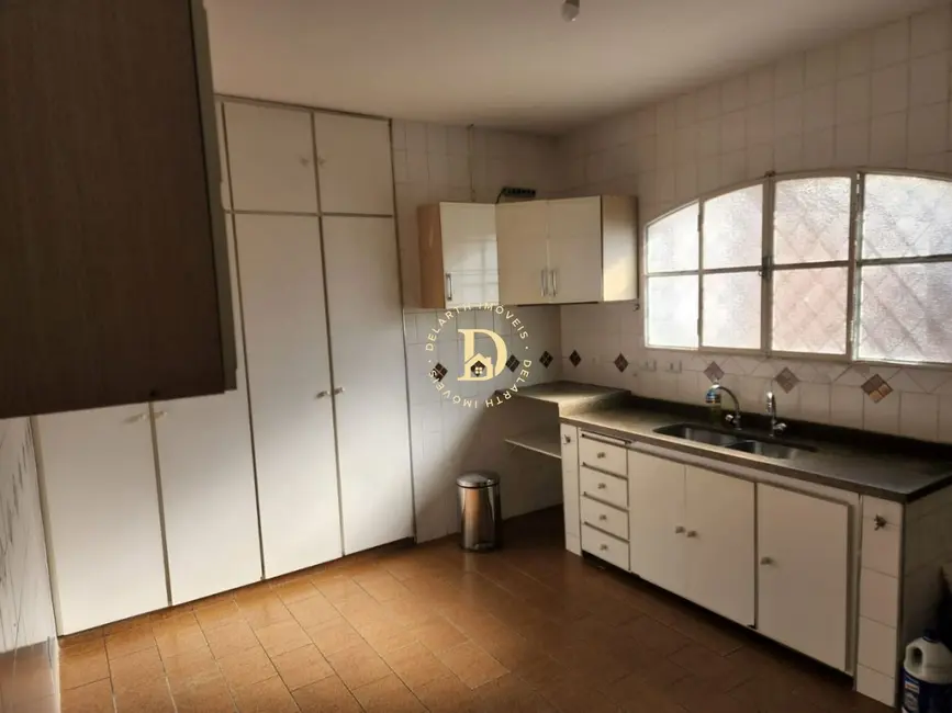 Foto 4 de Casa com 4 quartos à venda, 280m2 em Sao Jose Dos Campos - SP