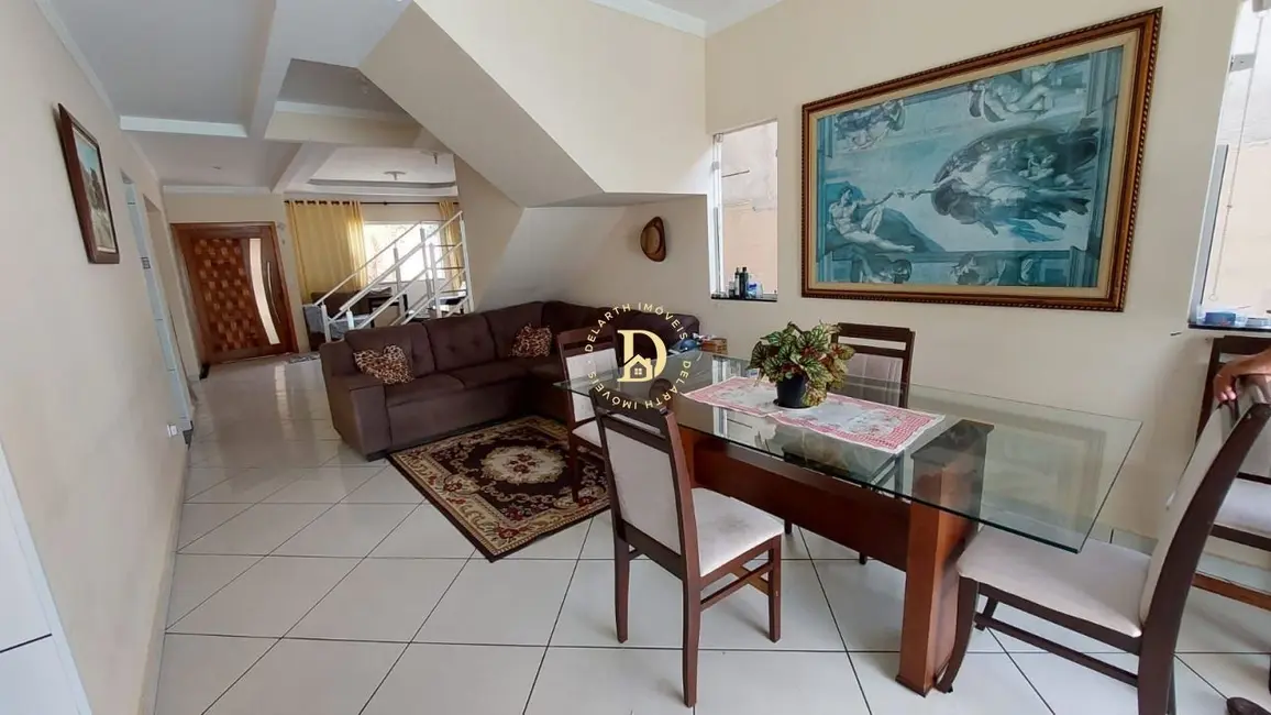 Foto 1 de Casa com 4 quartos à venda, 209m2 em Jacarei - SP