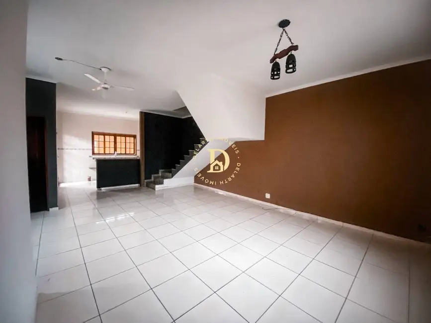 Foto 1 de Sobrado com 3 quartos à venda, 140m2 em Parque dos Príncipes, Jacarei - SP