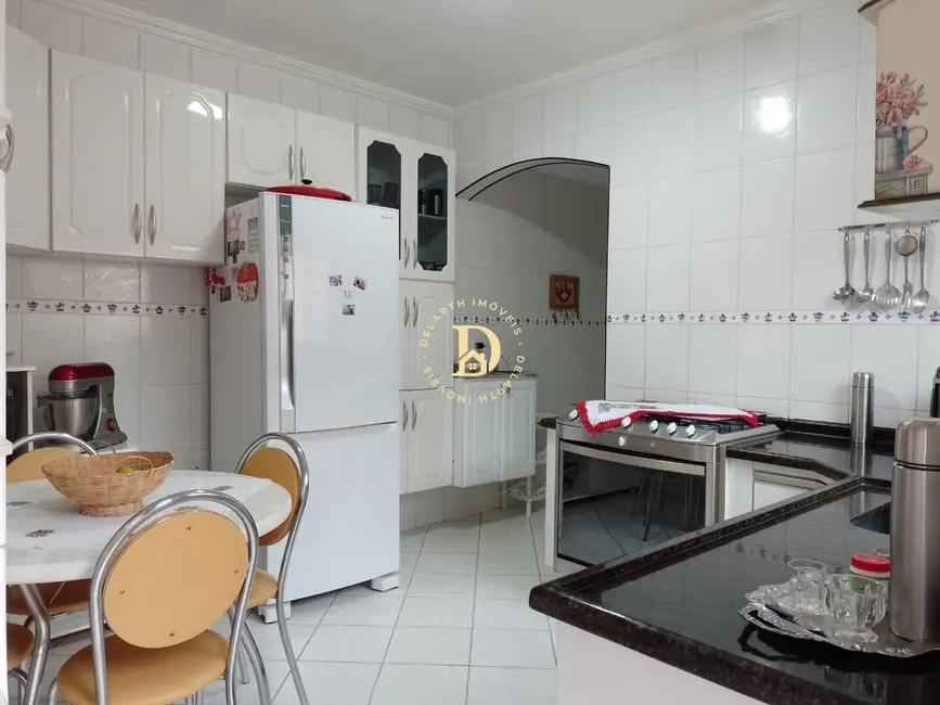 Foto 4 de Sobrado com 4 quartos à venda, 184m2 em Sao Jose Dos Campos - SP