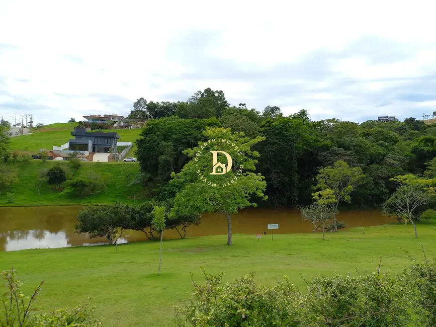 Foto 1 de Terreno / Lote à venda, 1150m2 em Centro, Jambeiro - SP