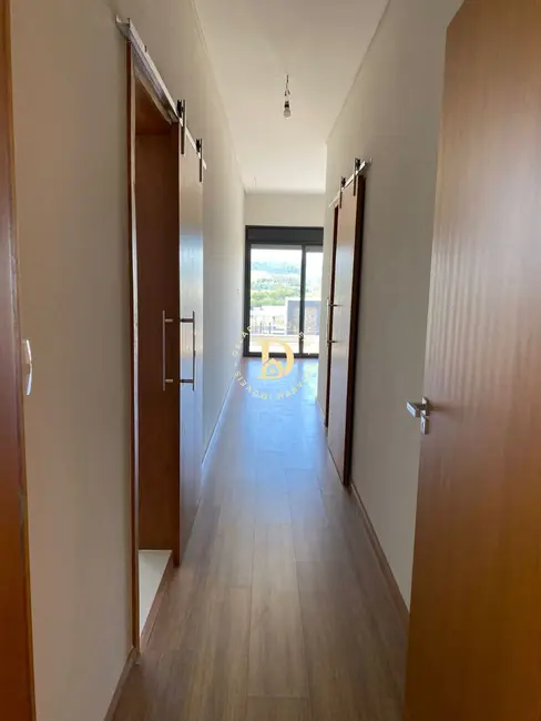 Casa de Condomínio com 4 quartos à venda, 420m2 em Sao Jose Dos Campos - SP - imagem 7 Foto 7 de Casa de Condomínio com 4 quartos à venda, 420m2 em Sao Jose Dos Campos - SP