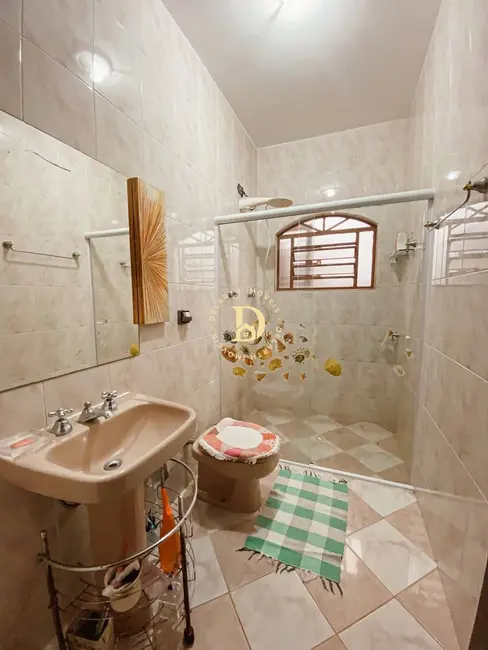 Casa com 3 quartos à venda, 280m2 em Vila Aprazível, Jacarei - SP - imagem 8 Foto 8 de Casa com 3 quartos à venda, 280m2 em Vila Aprazível, Jacarei - SP