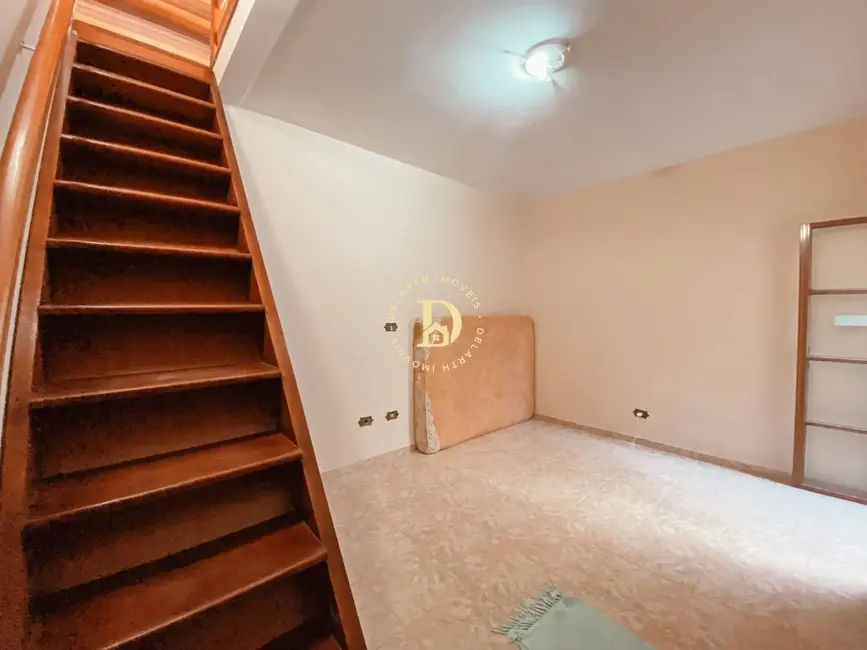 Casa com 3 quartos à venda, 280m2 em Vila Aprazível, Jacarei - SP - imagem 9 Foto 9 de Casa com 3 quartos à venda, 280m2 em Vila Aprazível, Jacarei - SP