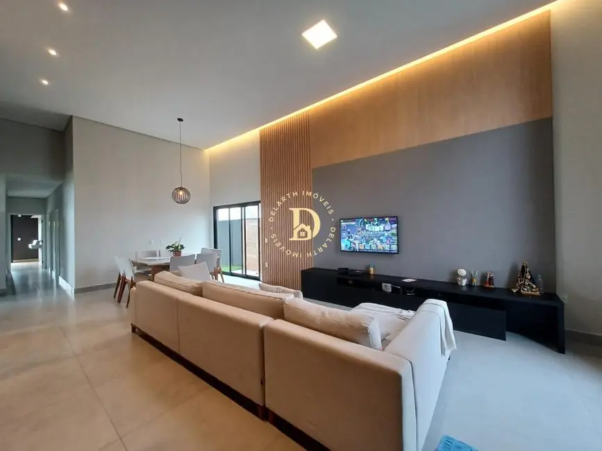 Foto 1 de Casa de Condomínio com 3 quartos à venda, 180m2 em Santa Mônica, Cacapava - SP