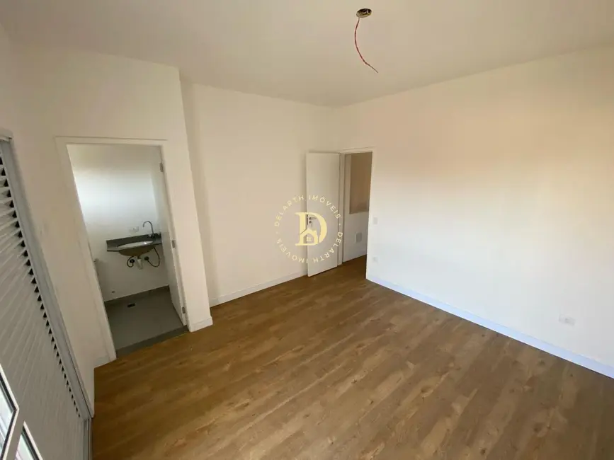 Sobrado com 3 quartos à venda, 135m2 em Sao Jose Dos Campos - SP - imagem 8 Foto 8 de Sobrado com 3 quartos à venda, 135m2 em Sao Jose Dos Campos - SP