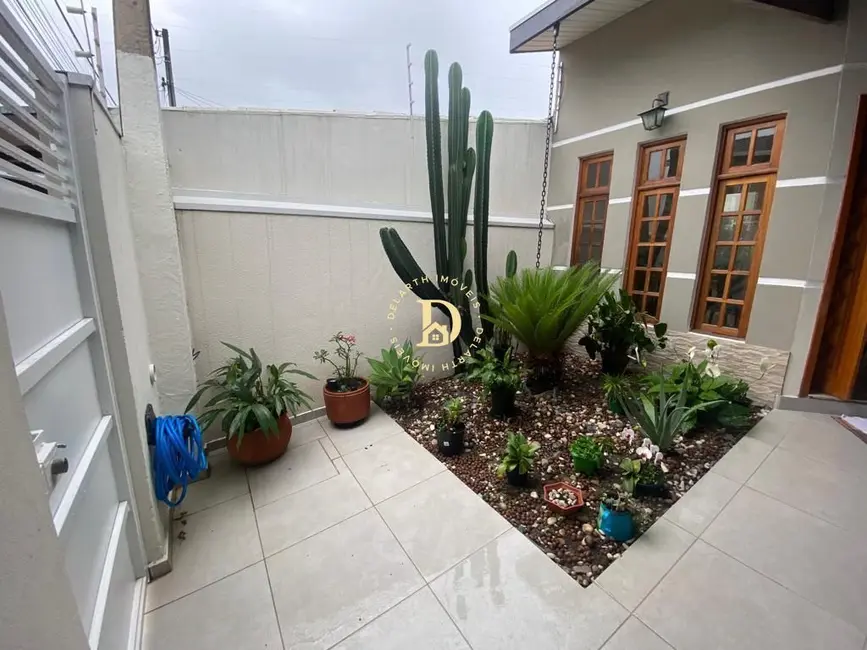 Foto 1 de Casa com 3 quartos à venda, 96m2 em Loteamento Villa Branca, Jacarei - SP