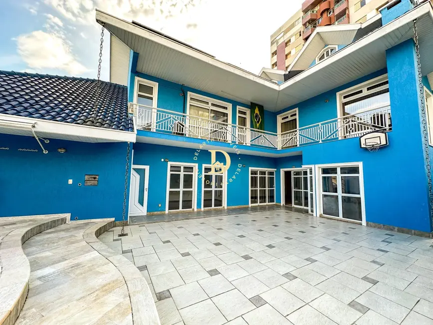 Foto 1 de Casa de Condomínio com 5 quartos para alugar, 474m2 em Sao Jose Dos Campos - SP