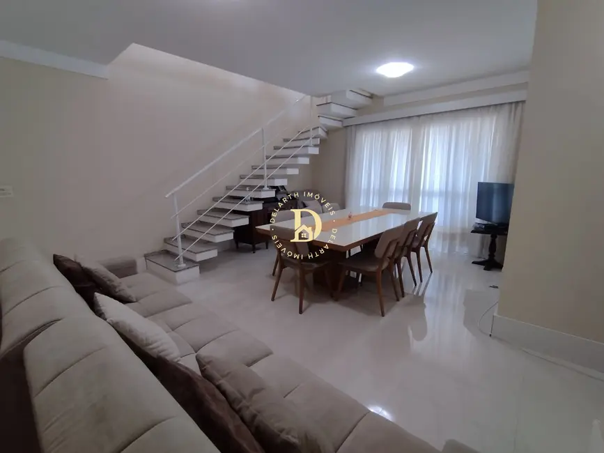 Cobertura com 4 quartos à venda, 243m2 em Sao Jose Dos Campos - SP - imagem 2 Foto 2 de Cobertura com 4 quartos à venda, 243m2 em Sao Jose Dos Campos - SP