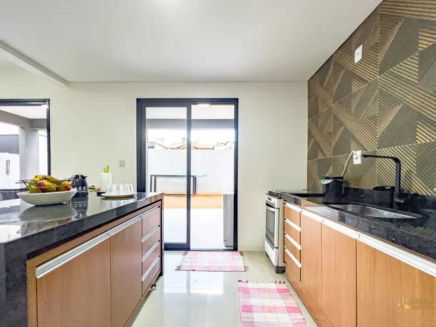 Foto 4 de Casa de Condomínio com 3 quartos à venda, 212m2 em Jardim Residencial Golden Park, Jacarei - SP