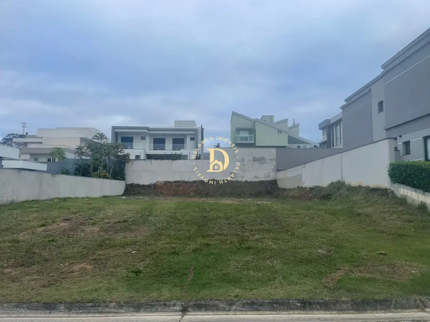 Foto 3 de Terreno / Lote à venda, 700m2 em Sao Jose Dos Campos - SP