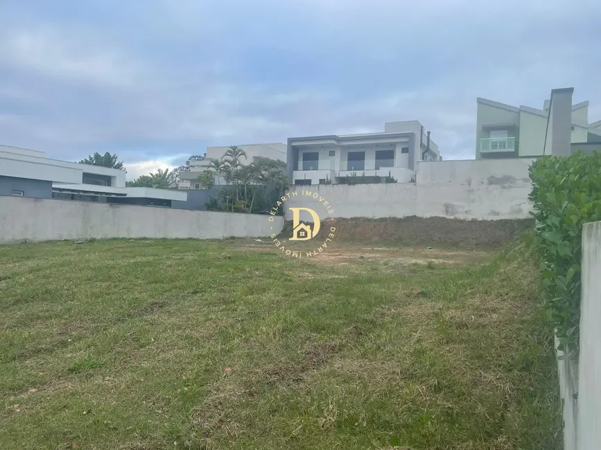 Foto 1 de Terreno / Lote à venda, 700m2 em Sao Jose Dos Campos - SP