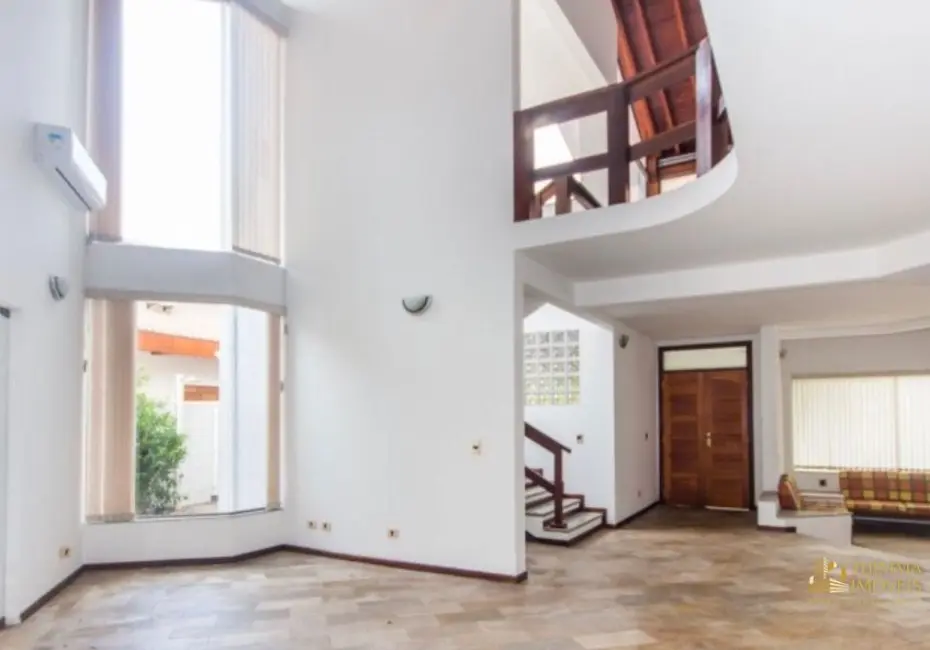 Foto 2 de Casa de Condomínio com 5 quartos à venda, 350m2 em Tabatinga, Caraguatatuba - SP