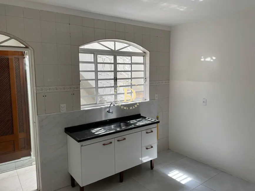 Casa de Condomínio com 4 quartos para alugar, 140m2 em Centro, Jacarei - SP - imagem 5 Foto 5 de Casa de Condomínio com 4 quartos para alugar, 140m2 em Centro, Jacarei - SP