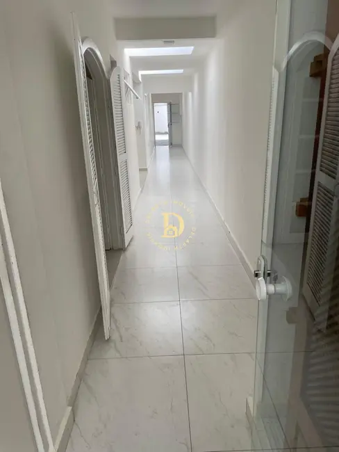 Casa de Condomínio com 4 quartos para alugar, 140m2 em Centro, Jacarei - SP - imagem 4 Foto 4 de Casa de Condomínio com 4 quartos para alugar, 140m2 em Centro, Jacarei - SP