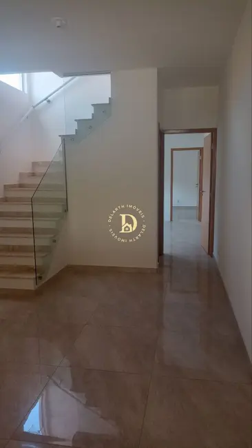 Foto 1 de Sobrado com 4 quartos à venda, 180m2 em Sao Jose Dos Campos - SP