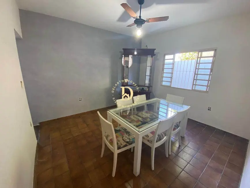 Foto 2 de Casa com 3 quartos à venda, 112m2 em Sao Jose Dos Campos - SP