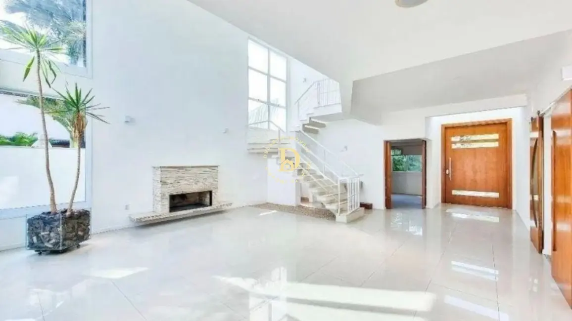 Casa de Condomínio com 4 quartos à venda, 330m2 em Sao Jose Dos Campos - SP - imagem 1 Foto 1 de Casa de Condomínio com 4 quartos à venda, 330m2 em Sao Jose Dos Campos - SP