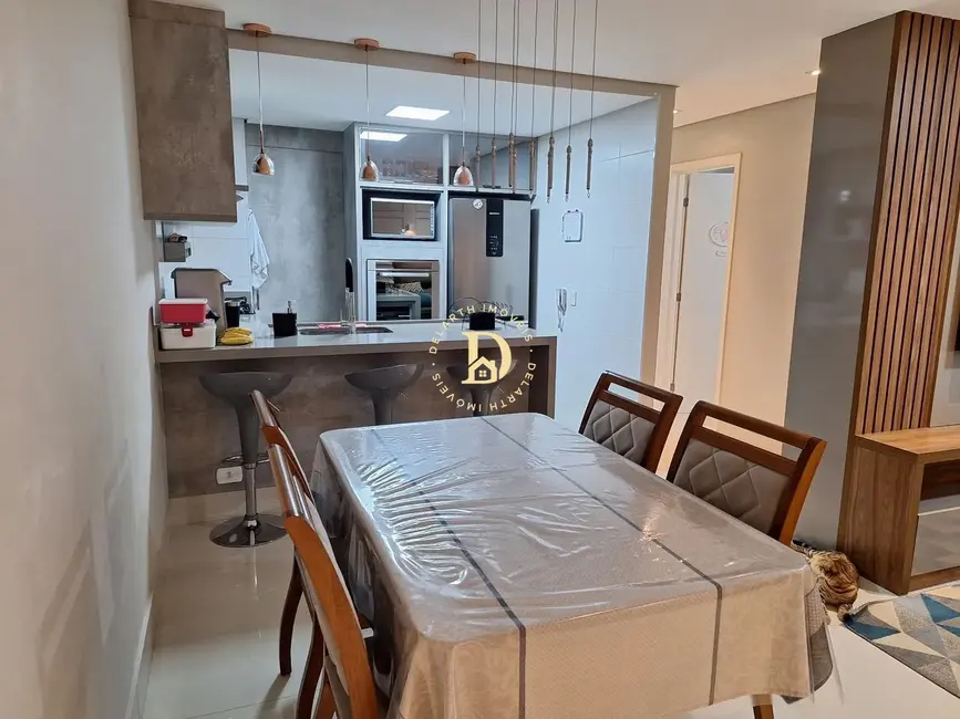 Foto 2 de Apartamento com 2 quartos à venda, 65m2 em Sao Jose Dos Campos - SP