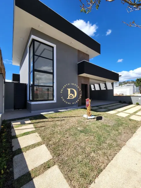 Foto 1 de Casa de Condomínio com 3 quartos à venda, 150m2 em Bairro do Grama, Cacapava - SP