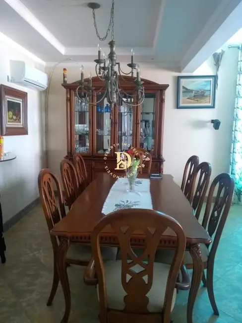 Foto 4 de Cobertura com 4 quartos à venda, 380m2 em Ubatuba - SP