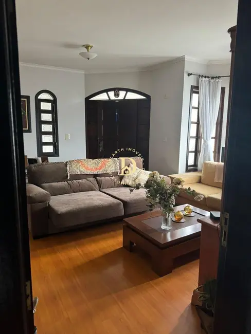 Foto 4 de Casa de Condomínio com 4 quartos para alugar, 375m2 em Vila Zezé, Jacarei - SP