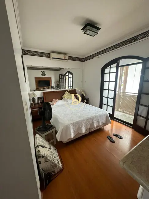 Foto 9 de Casa de Condomínio com 4 quartos para alugar, 375m2 em Vila Zezé, Jacarei - SP