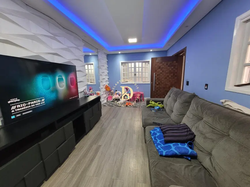 Sobrado com 3 quartos à venda, 130m2 em Sao Jose Dos Campos - SP - imagem 1 Foto 1 de Sobrado com 3 quartos à venda, 130m2 em Sao Jose Dos Campos - SP