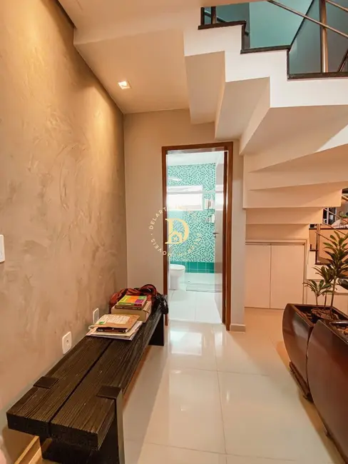 Sobrado com 3 quartos à venda, 161m2 em Loteamento Villa Branca, Jacarei - SP - imagem 7 Foto 7 de Sobrado com 3 quartos à venda, 161m2 em Loteamento Villa Branca, Jacarei - SP