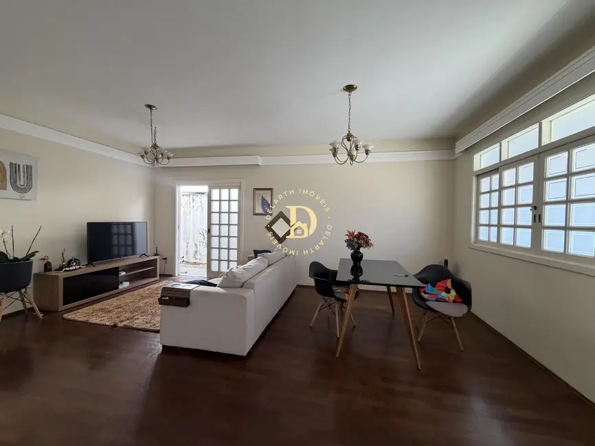 Foto 3 de Casa com 3 quartos à venda, 113m2 em Sao Jose Dos Campos - SP