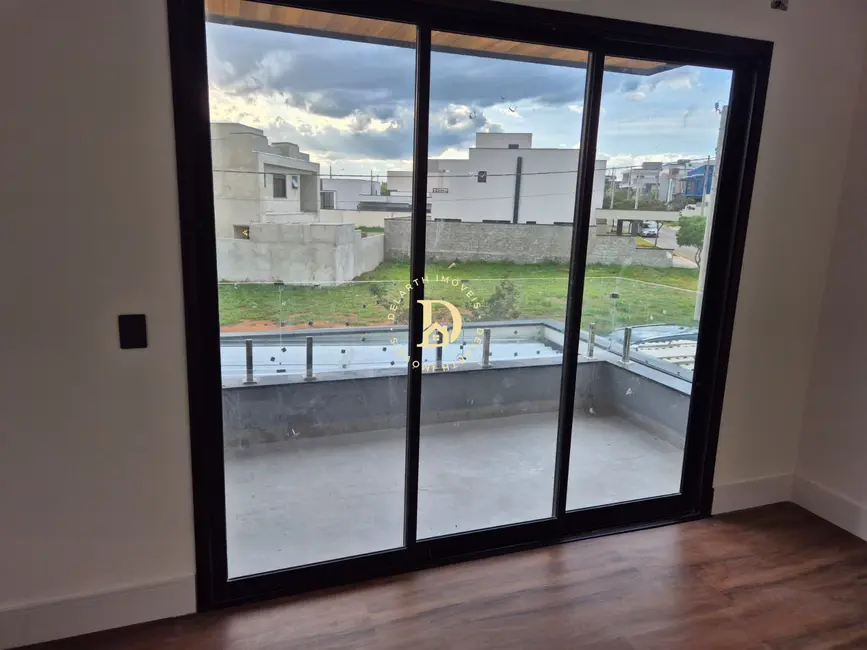 Casa de Condomínio com 4 quartos à venda, 256m2 em Sao Jose Dos Campos - SP - imagem 6 Foto 6 de Casa de Condomínio com 4 quartos à venda, 256m2 em Sao Jose Dos Campos - SP