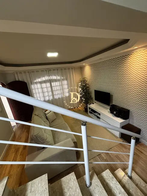 Foto 3 de Sobrado com 4 quartos à venda, 128m2 em Sao Jose Dos Campos - SP