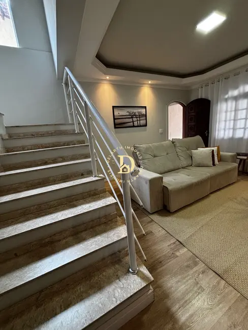 Foto 4 de Sobrado com 4 quartos à venda, 128m2 em Sao Jose Dos Campos - SP