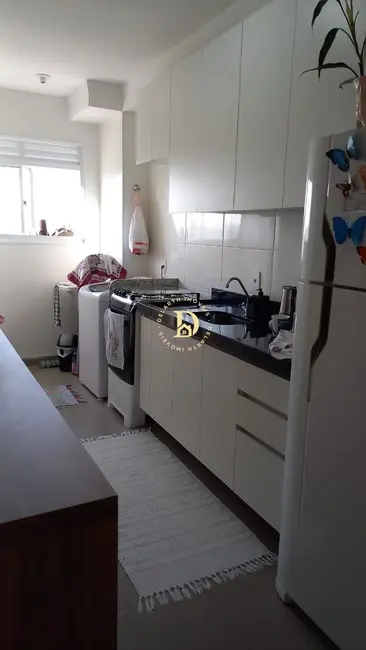 Foto 3 de Apartamento com 2 quartos à venda, 46m2 em Jardim Califórnia, Jacarei - SP