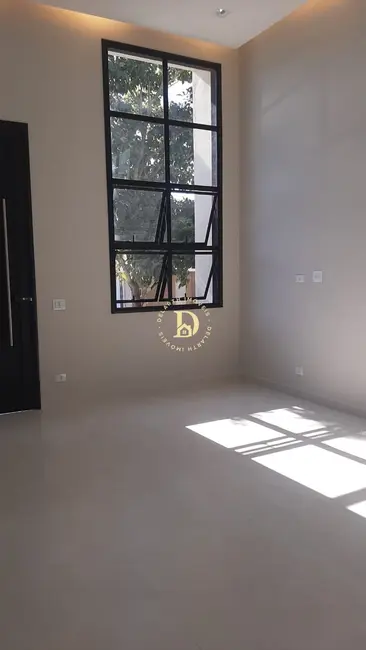Foto 2 de Casa de Condomínio com 3 quartos à venda, 170m2 em Bairro do Grama, Cacapava - SP