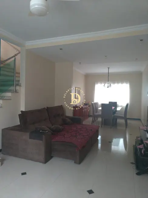 Foto 1 de Sobrado com 3 quartos à venda, 158m2 em Sao Jose Dos Campos - SP