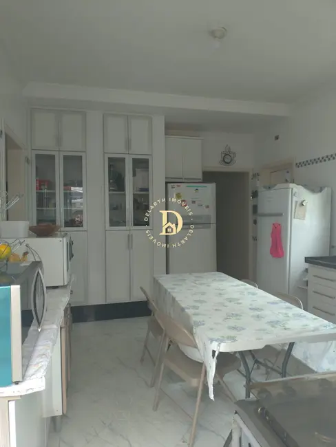 Foto 3 de Sobrado com 3 quartos à venda, 158m2 em Sao Jose Dos Campos - SP