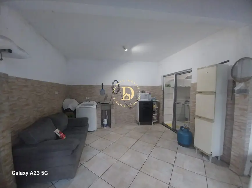 Foto 9 de Casa com 3 quartos à venda, 124m2 em Jardim Elza Maria, Jacarei - SP