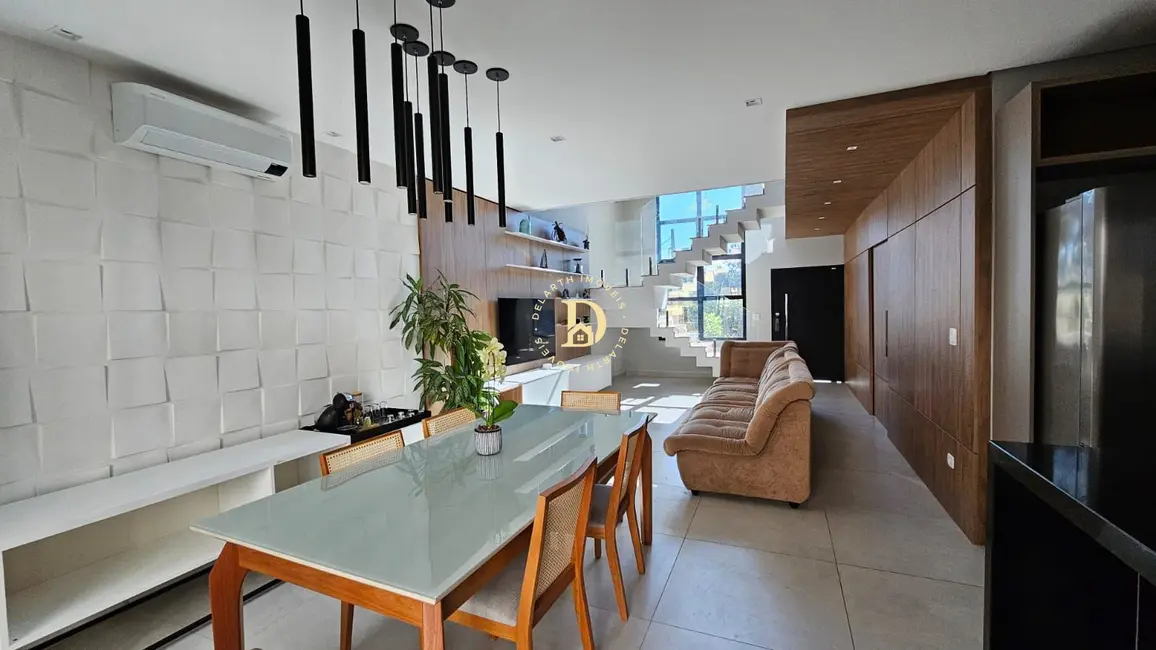 Foto 3 de Casa de Condomínio com 4 quartos à venda, 232m2 em Condomínio Vem Viver Jacareí, Jacarei - SP